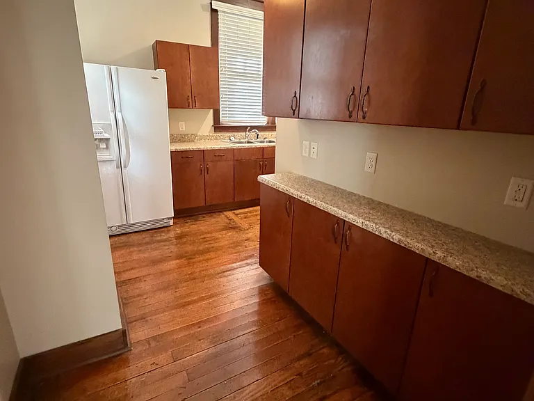 1259 Park St #A — Photo 4