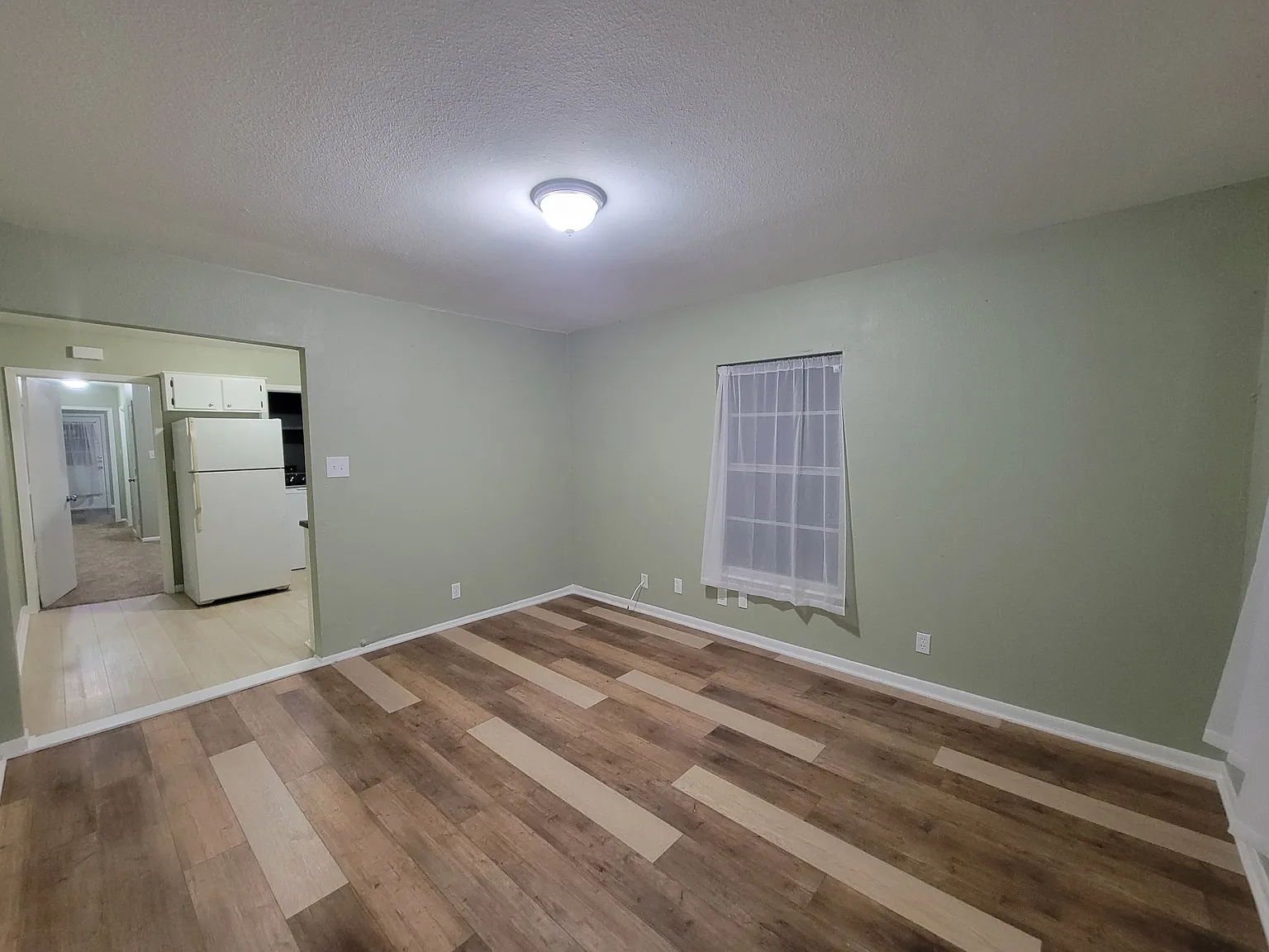 265 Rosebud Ln — Photo 4