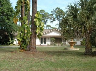 8240 Hidden Pines Rd, Fort Pierce, FL 34945