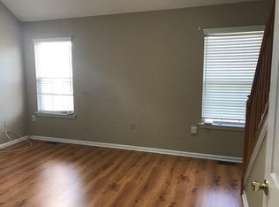 53 Curtis Ct, Kendall Park, NJ 08824