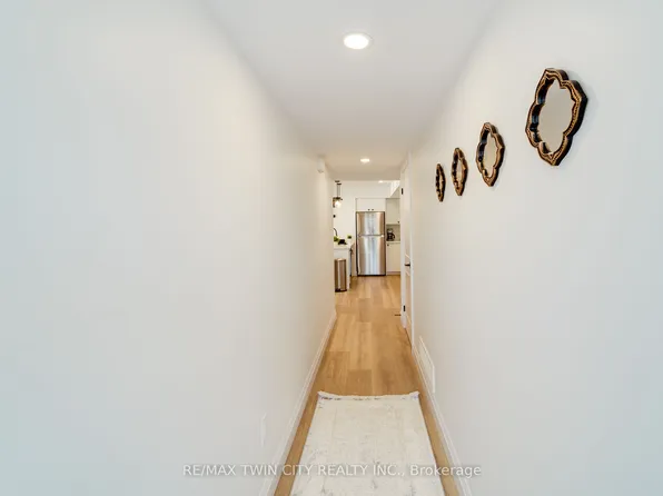 825 Stirling Ave S, Kitchener, ON