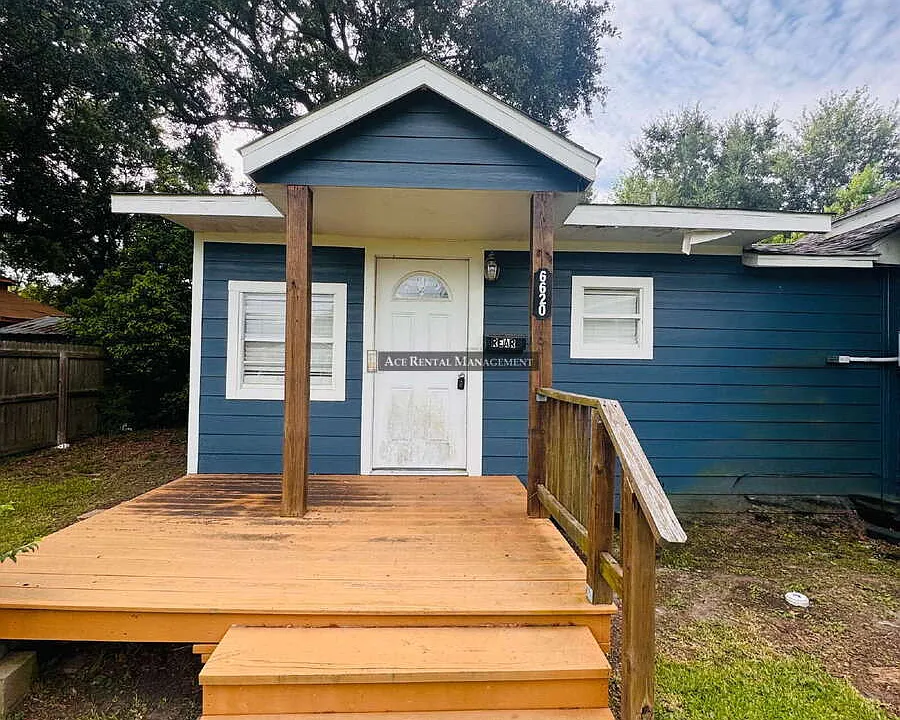 6620 Terrell St #REAR