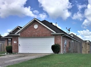 1413 Barras St, Alvin, TX 77511