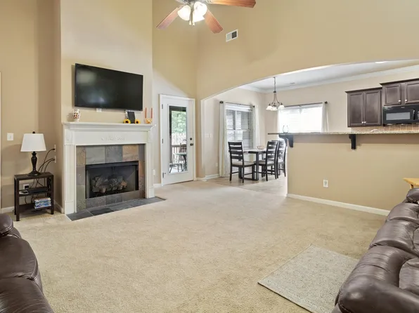 565 Fultonbrook Dr, Fultondale, AL 35068