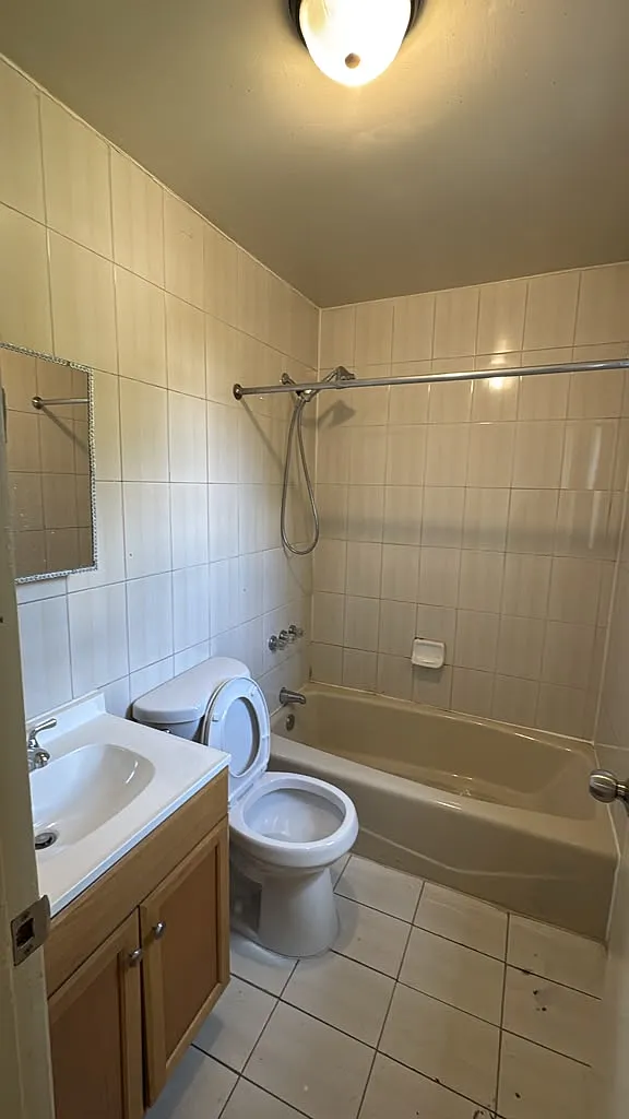 2 bed, $2,600 — Photo 3