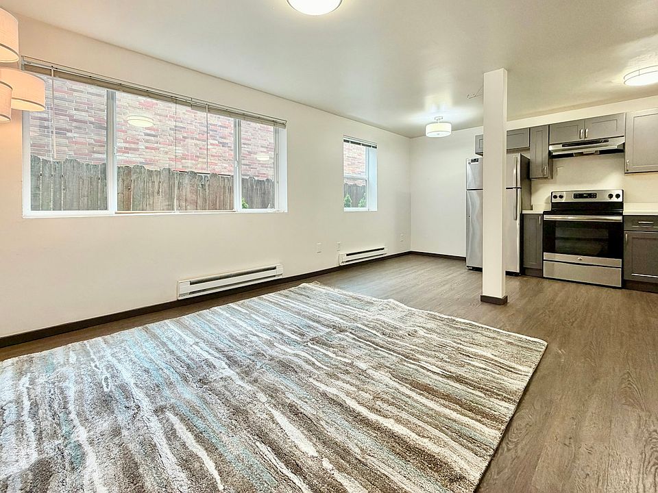 1st image of 9050 Greenwood Ave N APT 106