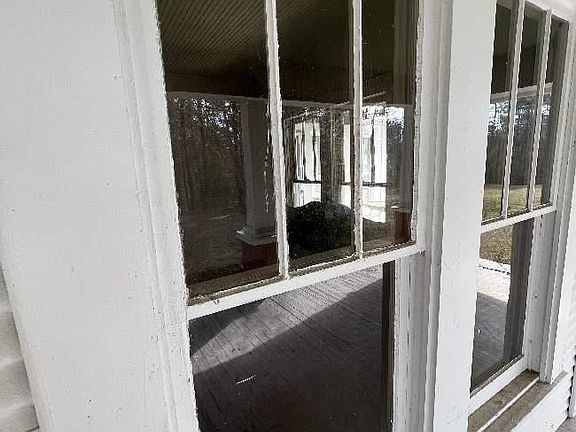 4th image of 153 Private Road 6100