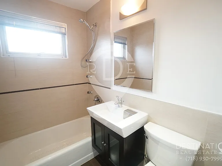 639 4th Ave #10A — Photo 6