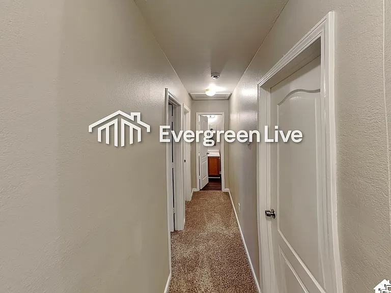 2821 Godby Rd — Photo 12