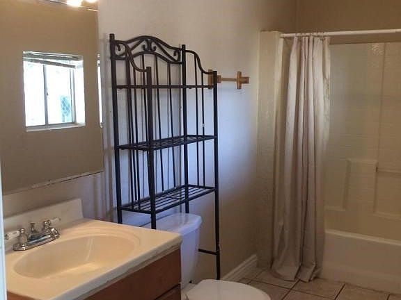 Master Bathroom Larger Unit