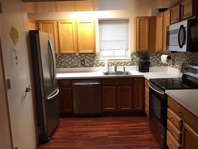 2nd image of 7914 Rockaway Beach Blvd APT 5J