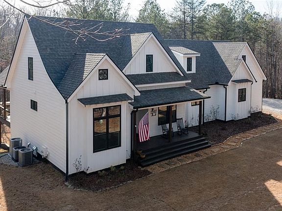 3rd image of 662 Cleve Wright Rd