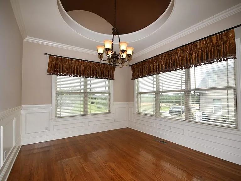 8751 Seven Lakes Dr — Photo 7
