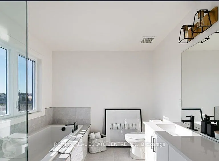 49 Lucas Rd #UPPER ONLY — Photo 35
