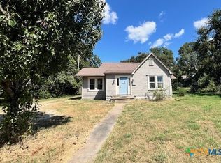 818 Rock Dam Rd, Marlin, TX 76661