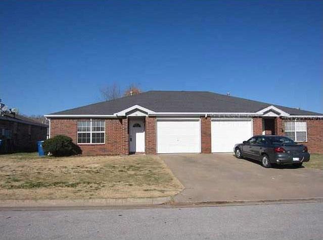 1st image of 9A Holly Dr
