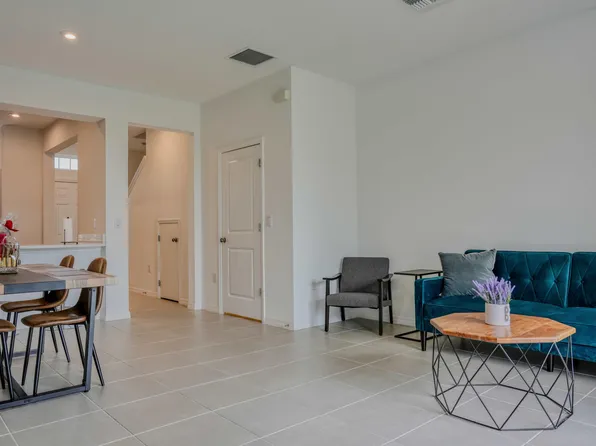 6249 FAIRMONT Lane, Palmetto, FL 34221