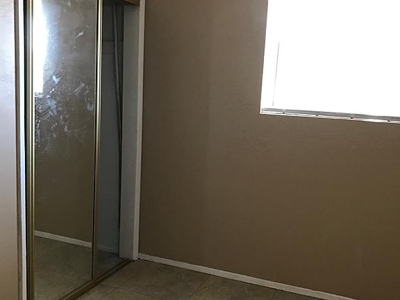 2nd image of 4326 W Crittenden Ln