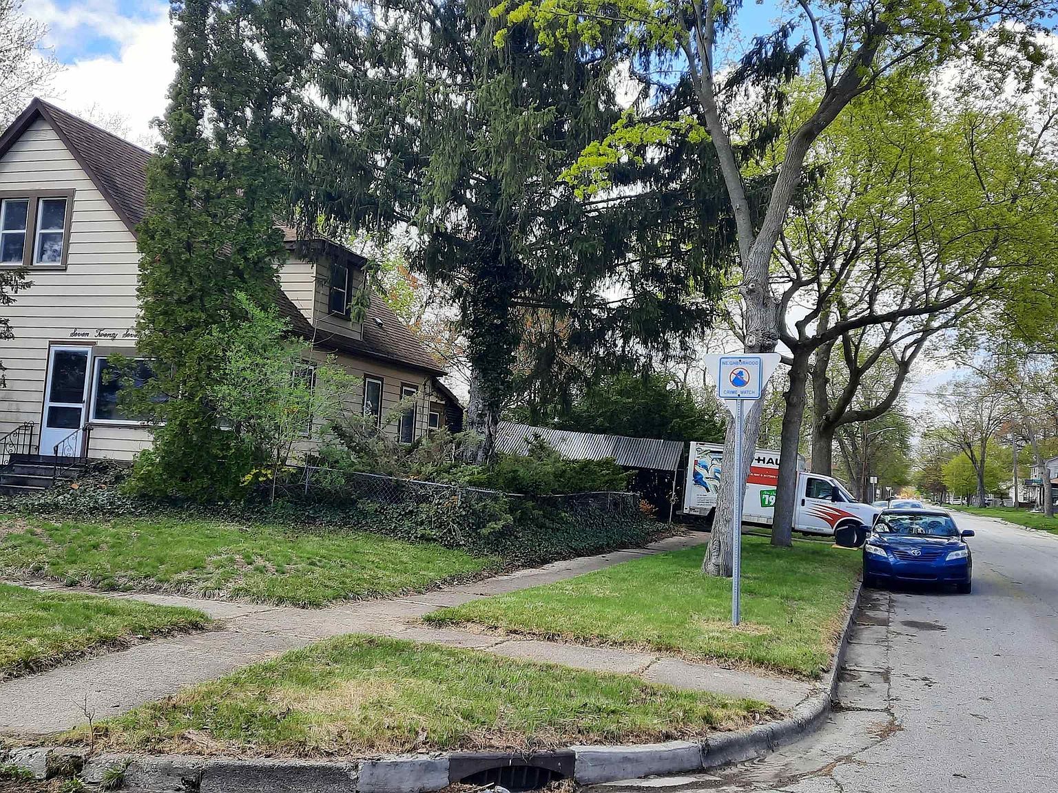 727 N ster St, Saginaw, MI 48602 Zillow