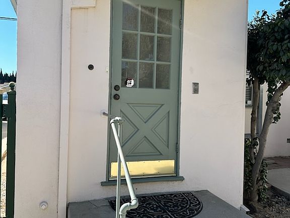 3rd image of 6706 Temple City Blvd