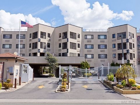 1st image of 725 Miller Ave