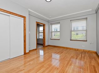 6237 S Kedzie Ave #204, Chicago, IL 60629