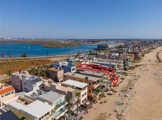 104A Surfside Ave, Seal Beach, CA 90740