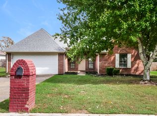 5818 Southbend Ln, Olive Branch, MS 38654