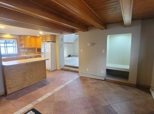 978 Aurora Ave #2, Saint Paul, MN 55104