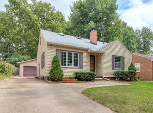 21 Briarwood Ave, Normal, IL 61761