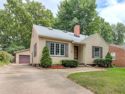 21 Briarwood Ave, Normal, IL, 61761