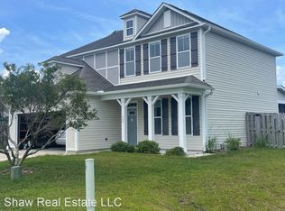 442 Riviera Dr, Wilmington, NC 28411