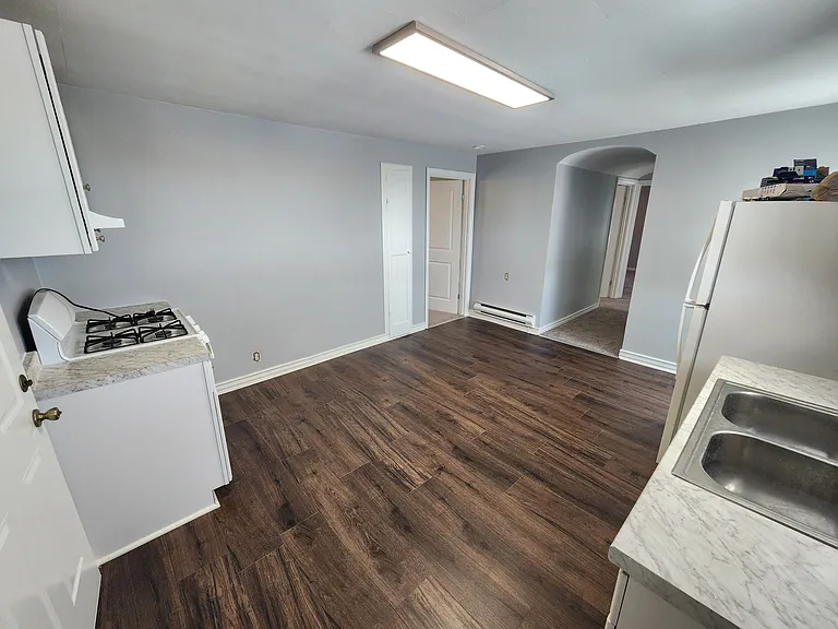 2100 Ridge Rd #2 — Photo 2