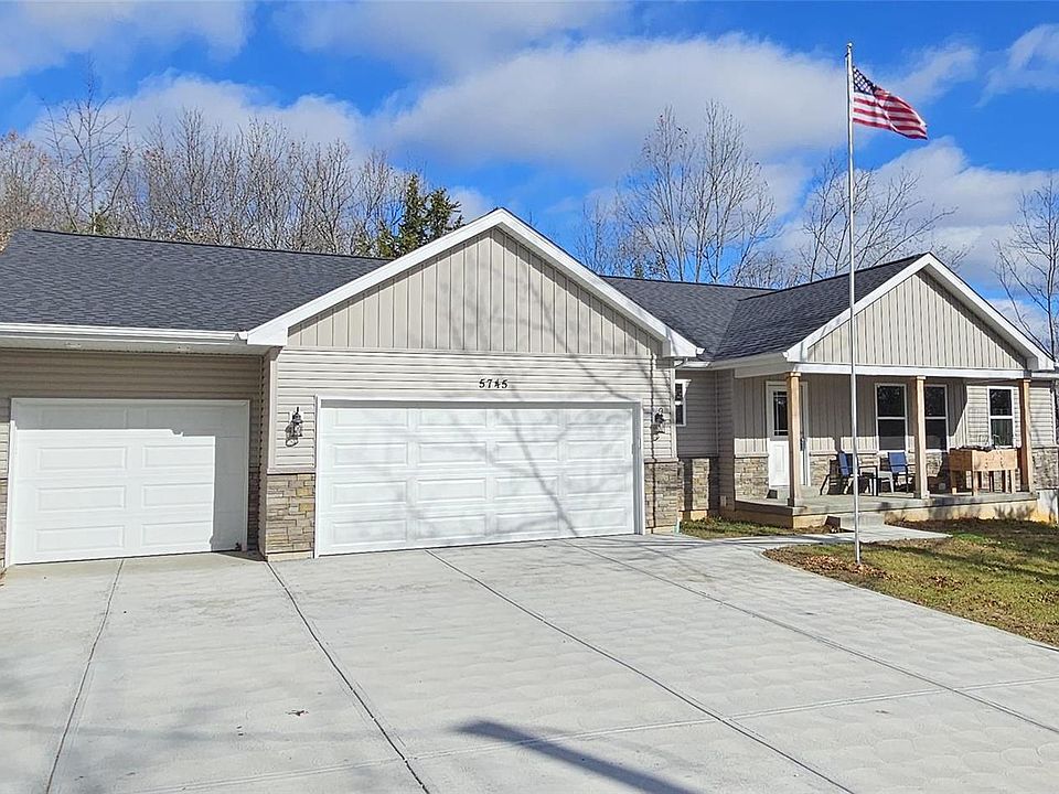 1st image of 5745 Forest Dr