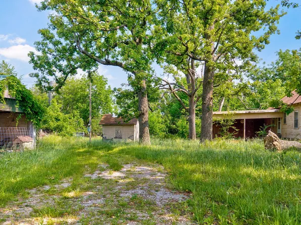 18204 Lawrence 2140, Aurora, MO 65605