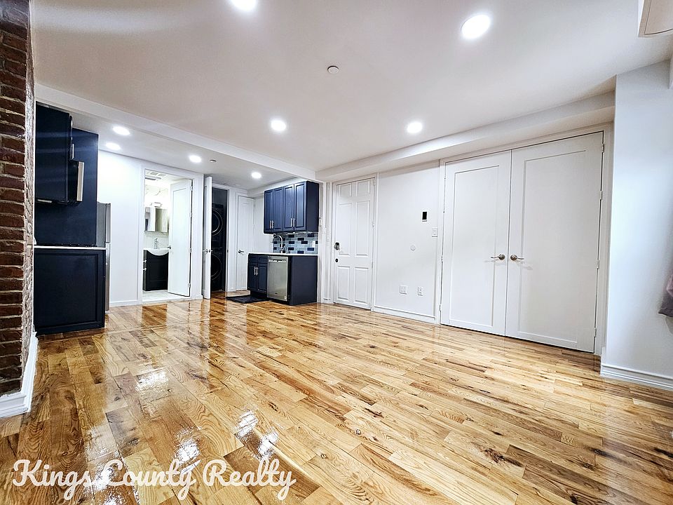 1st image of 137 Madison St #Penthouse 1