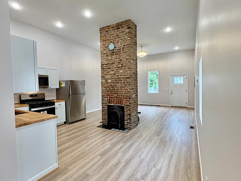 1226 Hull St — Photo 12