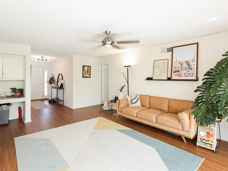 15442 Maryknoll St — Photo 3