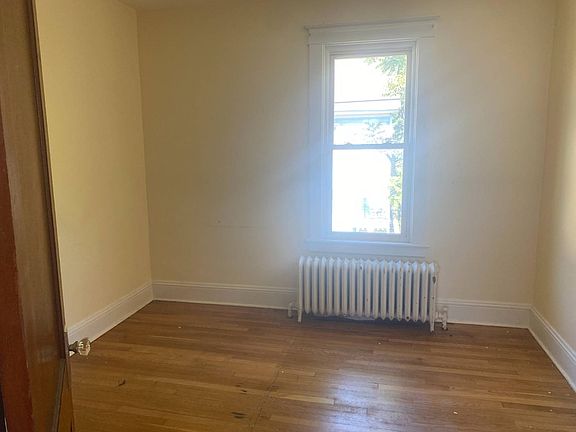 5th image of 517 New Scotland Ave #2F