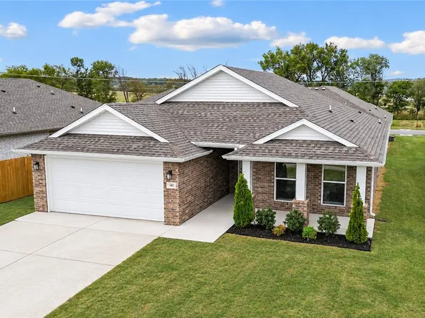 141 Keaton St, Prairie Grove, AR 72753