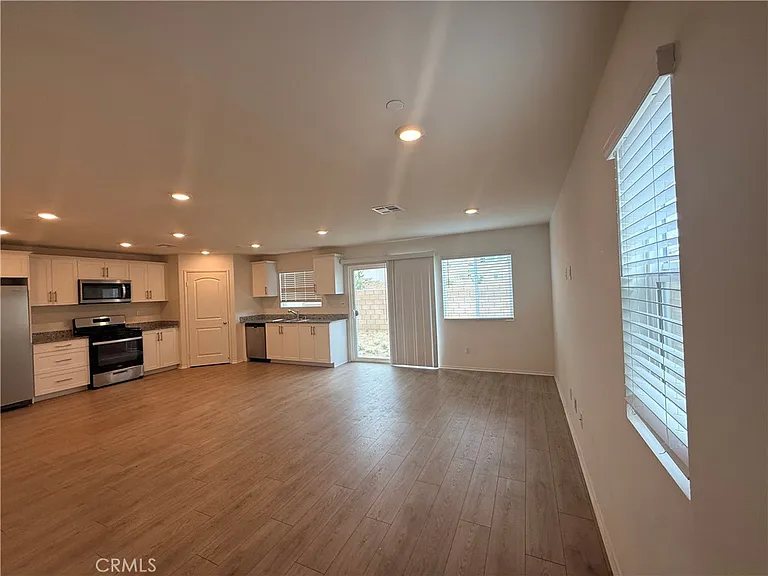 14063 Starlene St — Photo 5