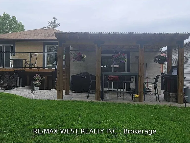 51 Monterrey Dr #UPPER — Photo 14