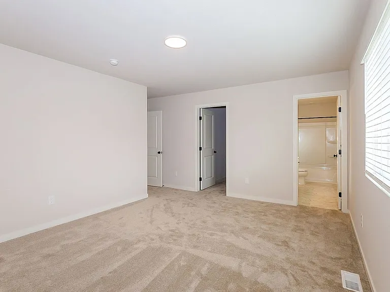 356 N Sherman St — Photo 13