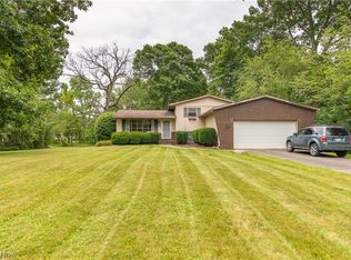 13396 Iris Ave NW, Mogadore, OH