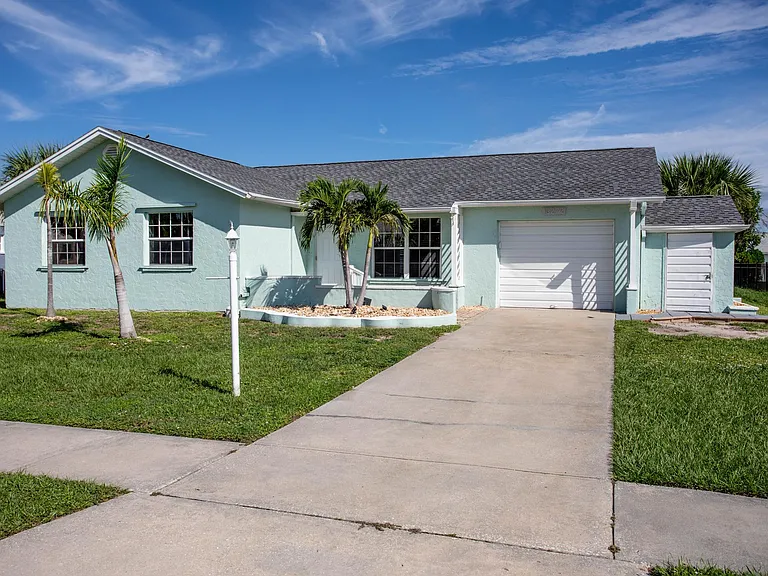 13272 Ebony Ave — Photo 5