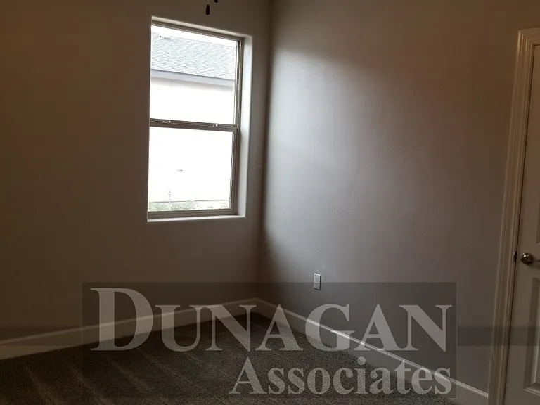 401 Baler Ln — Photo 13