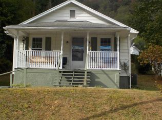 18259 Midland Trl, Ansted, WV 25812