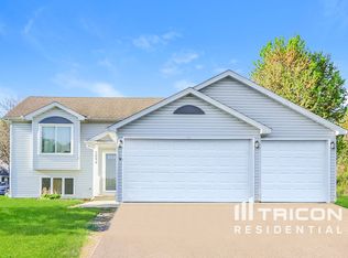 2094 French Trace Ave, Shakopee, MN 55379
