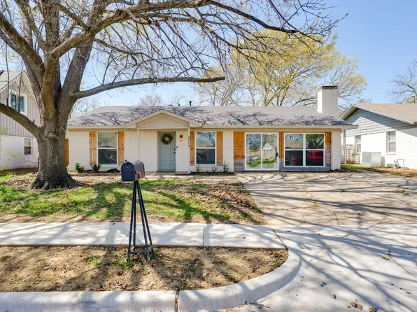 3413 Sunnydale Ln, Denton, TX 76209