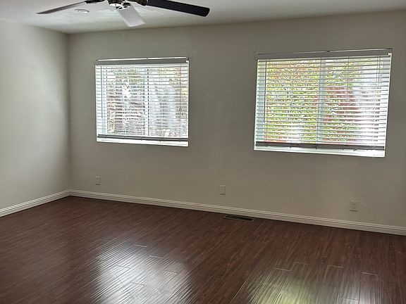 4th image of 28040 Arbon Ln